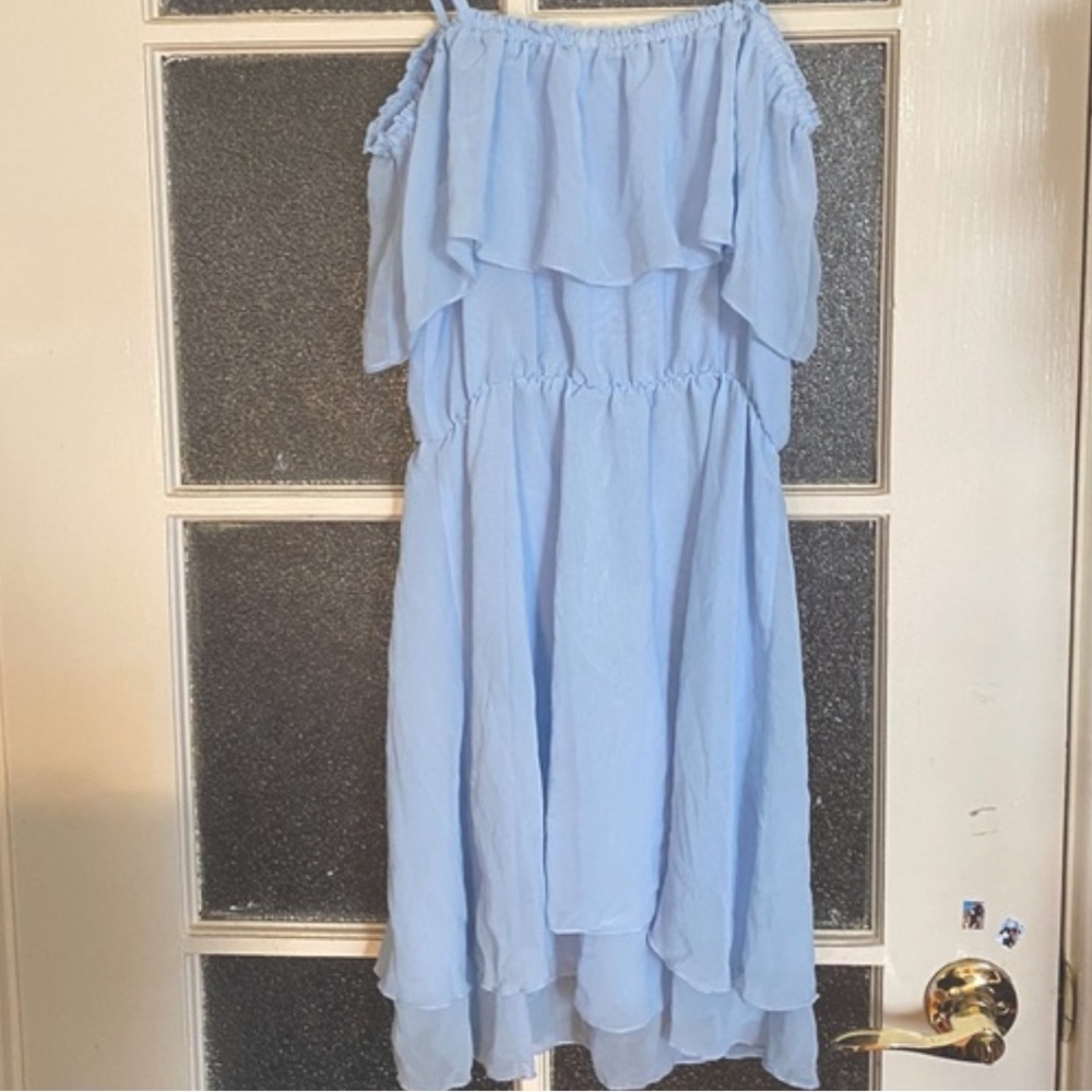 H&M periwinkle off the shoulder light blue flowy dress - size 12